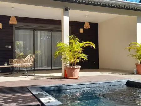 Villa avec Spa Privatif et Terrasse à Saint-Philippe - Photo 1