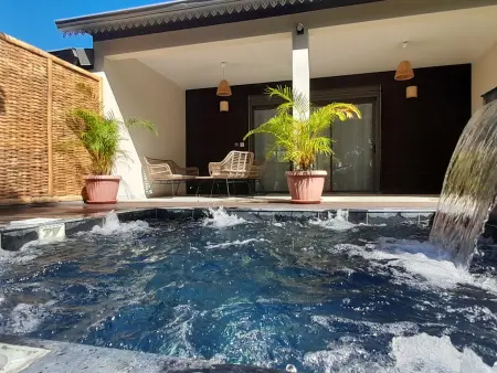 Villa avec Spa Privatif et Terrasse à Saint-Philippe - Photo 4
