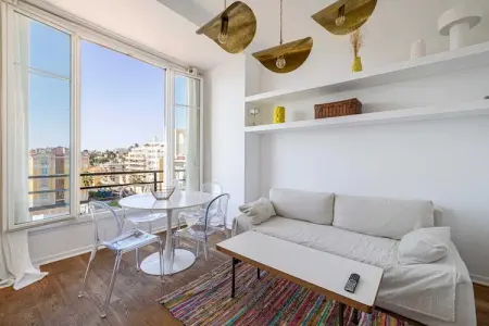 EM-211-ANGLAIS, Appartement climatisé en bord de mer – Nice - Photo 13