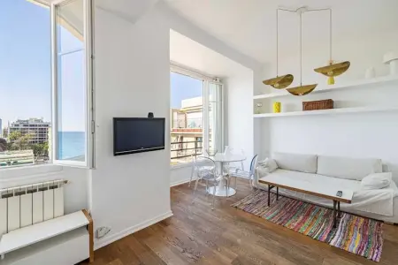 EM-211-ANGLAIS, Appartement climatisé en bord de mer – Nice - Photo 45