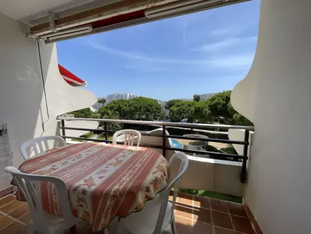 Studio cabine avec piscine proche plage et commerces - Photo 1