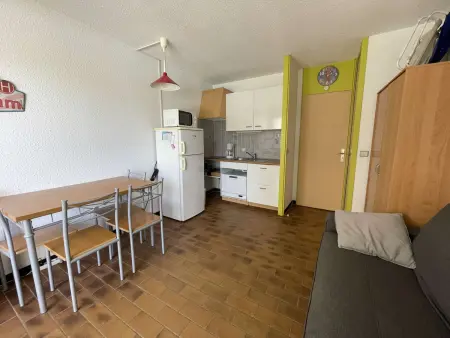 Studio Cabine avec Piscine, Parking Privé, Proche Plage - La Grande Motte - Photo 4