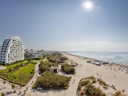 Studio Cabine avec Piscine, à 150m de la Plage, Quartier Animé, Parking Privé, 4 pers, Animaux Non Admis - Photo 9