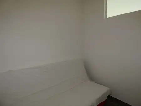 Charmant T2 avec Piscine, Proche Plage et Commerces, Garage Privé, Quartier Couchant - Photo 8