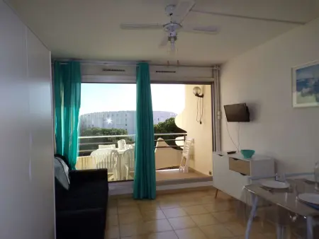 Studio cabine avec piscine, proche plage et commerces - Photo 8