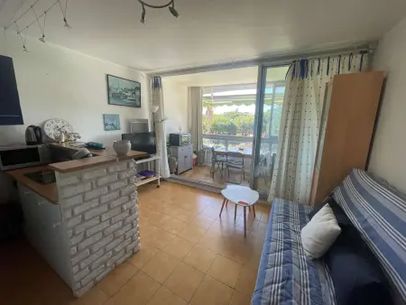 Studio Cabine avec Vue Piscine, Parking Privé, Appartement 4 personnes à La Grande Motte - Photo 3