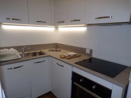 2 Pièces avec Terrasse, Piscine et Box – Centre Ville La Grande Motte - Photo 9