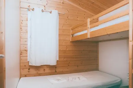 Hameaux des Lacs Cottage for 2 people, Chalet avec piscine chauffée à Monclar - Photo 12