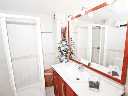 Attique vue mer, parking - 8 pers., Appartement 8 personnes à La Pineda - Photo 12