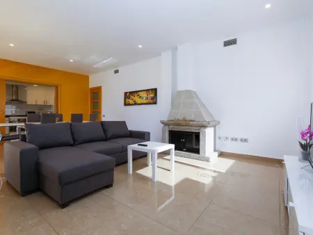Villa avec piscine privée, clim - Vérifiez les conditions ( La capacité n'est pas précisée ) - Photo 4