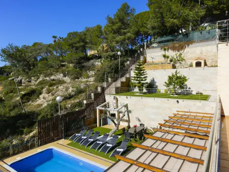 Villa avec piscine privée, clim - Vérifiez les conditions ( La capacité n'est pas précisée ) - Photo 8