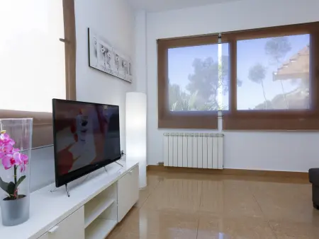 Villa avec piscine privée, clim - Vérifiez les conditions ( La capacité n'est pas précisée ) - Photo 16