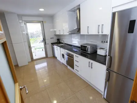 Villa avec piscine privée, clim - Vérifiez les conditions ( La capacité n'est pas précisée ) - Photo 21
