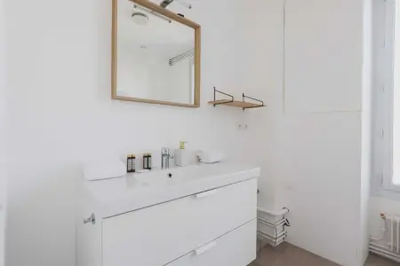 JL-5-NEUILLY, Appartement 6 personnes à Saint Denis - Photo 32