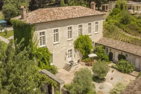 SCI Le Caz Propriété – Villa de Luxe dans le Sud de la France 14 persons, Villa française avec piscine et salle de jeux - Photo 6
