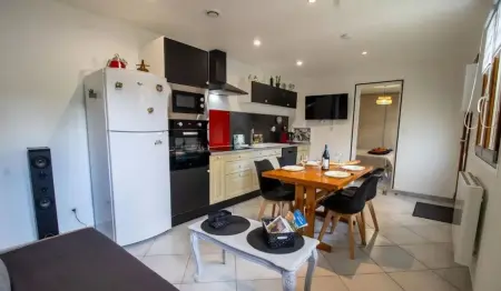 Maison avec entrée privée à Aiguillon, Maison 2 personnes à L'Aiguillon - Photo 2