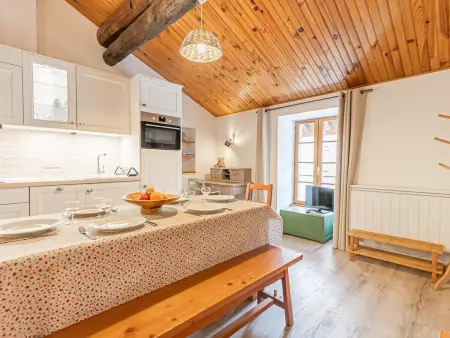 Charmant appartement au cœur du vieux village, 6 pers, proche des remontées mécaniques - Photo 1