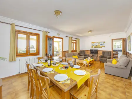 Villa spacieuse, vue montagne - 10 pers., Villa 10 personnes à Pollença - Photo 10