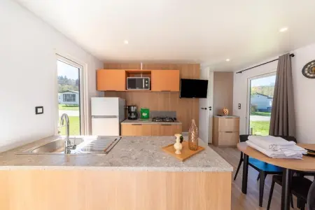 Le Ruisseau, Caravane haut de gamme avec terrasse à Érezée - Photo 11