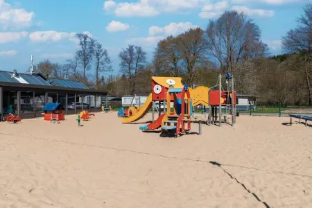 Le Ruisseau, Caravane haut de gamme avec terrasse à Érezée - Photo 19