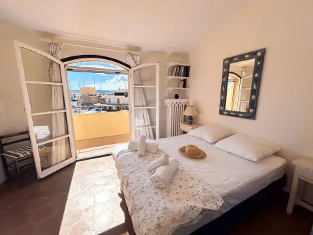 Maison à Port Grimaud avec WiFi et amarrage privé, proche plage - Photo 4