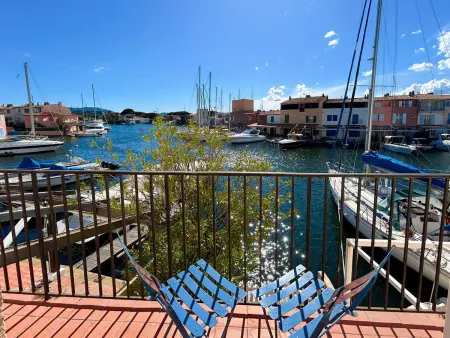 Maison à Port Grimaud avec WiFi et amarrage privé, proche plage - Photo 8