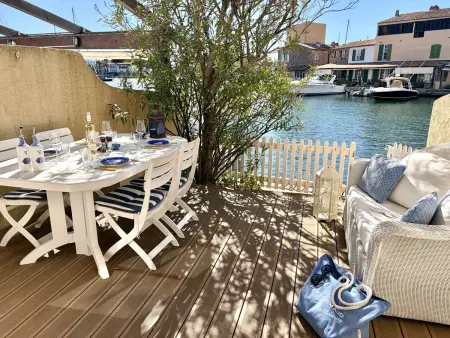 Maison à Port Grimaud avec WiFi et amarrage privé, proche plage - Photo 15