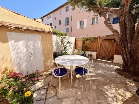 Maison à Port Grimaud avec WiFi et amarrage privé, proche plage - Photo 16