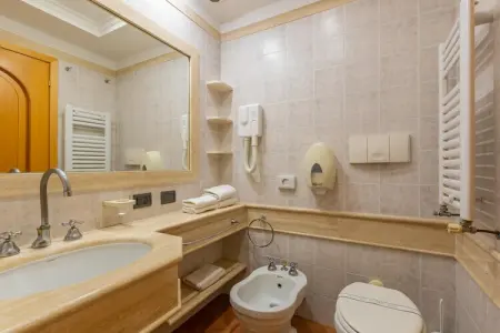 Bilocale vista giardino 105- 3 pax, Résidence de prestige près de Rome et de Tivoli - Photo 16