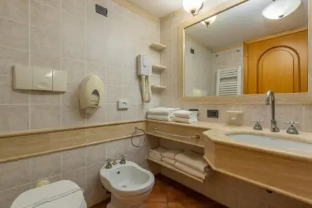 Bilocale vista giardino 105- 3 pax, Résidence de prestige près de Rome et de Tivoli - Photo 17