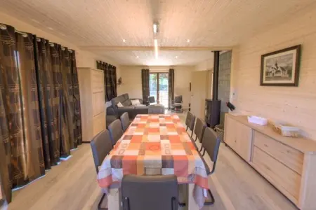 Chalet Moyra, Chalet de luxe avec sauna dans la forêt près de Durbuy - Photo 2