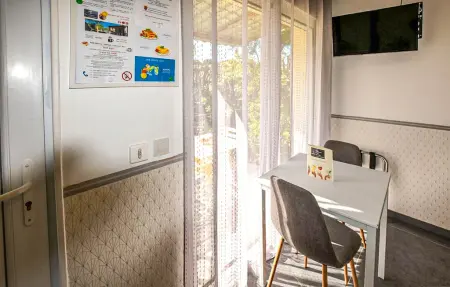 Maison avec piscine, Maison 2 personnes à Taillades - Photo 4