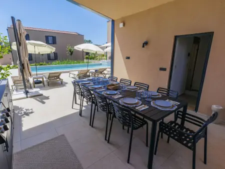 Sola, Maison 10 personnes à Tinjan - Photo 50
