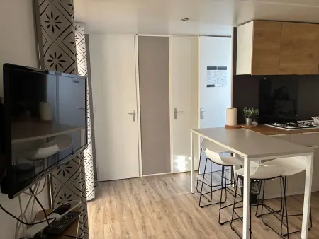 Mobil-home calme avec parking proche mer - 4 pers. - Photo 8