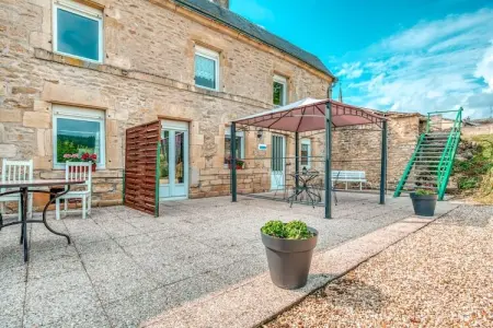 Gite Nouartais, Maison Nouart avec Jardin Barbecue - Photo 5