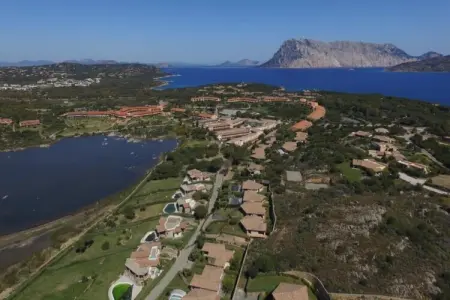 Residence Porto Coda Cavallo - STUDIO, Résidence Porto Coda Cavallo en Sardaigne - Photo 8