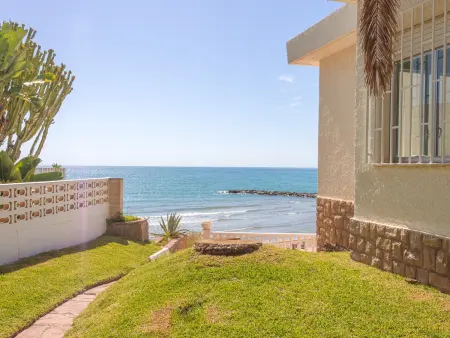 Villa familiale à Benicàssim avec piscine privée et jardin proche de la mer - Photo 25