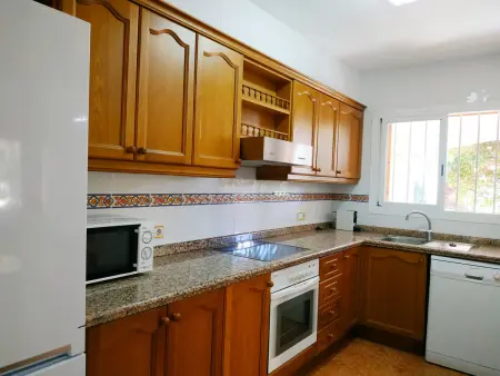 Chalet spacieux à Peñíscola, 8 pers, clim, piscine commune - Photo 11
