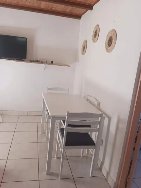 Maison coquette avec balcon au Tampon, 50 m², Maison 4 personnes à Le Tampon - Photo 2