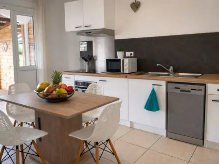 Gîte avec piscine partagée - 4 pers., Appartement 4 personnes à Le Tampon - Photo 5