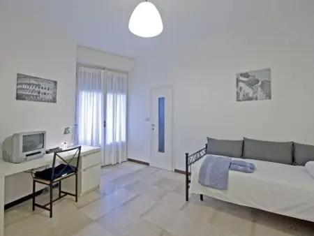 Wohnung im Ferienhaus« Chiesa Rossa », Appartement 4 personnes à Milan - Photo 9