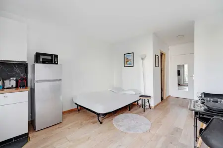 MB-29-DOUMER-M, Charmant Studio 2P - Courbevoie - Photo 24
