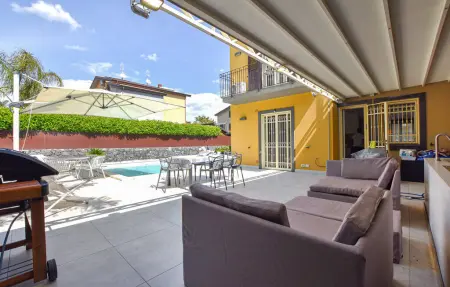 Maison de Paris, Maison 6 personnes à San Giovanni La  Punta - Photo 1