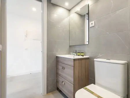 Studio moderne, parking inclus - 4 pers., Appartement 4 personnes à Madrid - Photo 15