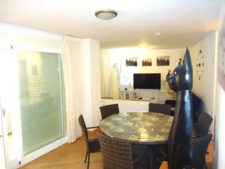 Bungalow lumineux 2 chambres, terrasse et piscine proche plage - Photo 18