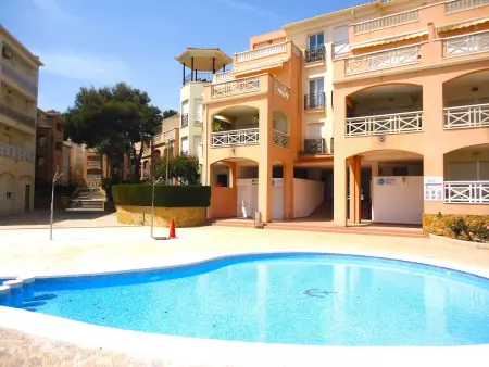 Bungalow lumineux 2 chambres, terrasse et piscine proche plage - Photo 28