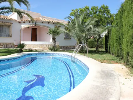 Villa confortable avec piscine et climatisation à Denia - Photo 1