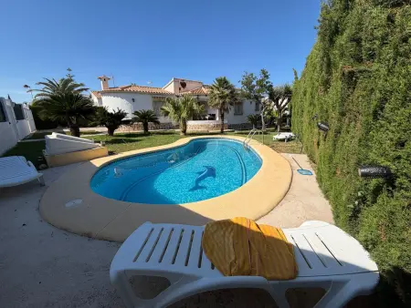 Villa confortable avec piscine et climatisation à Denia - Photo 18