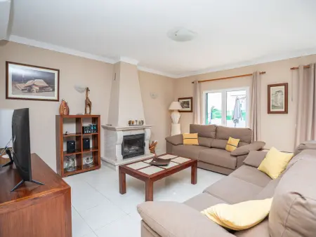 Villa avec piscine privée, quartier résidentiel calme - Photo 5