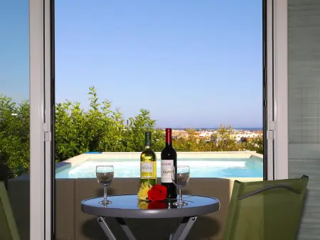Maison moderne vue panoramique, piscine - familles - Photo 10